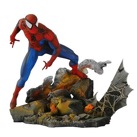 Marvel Milestones Showdown Spider-Man Statue